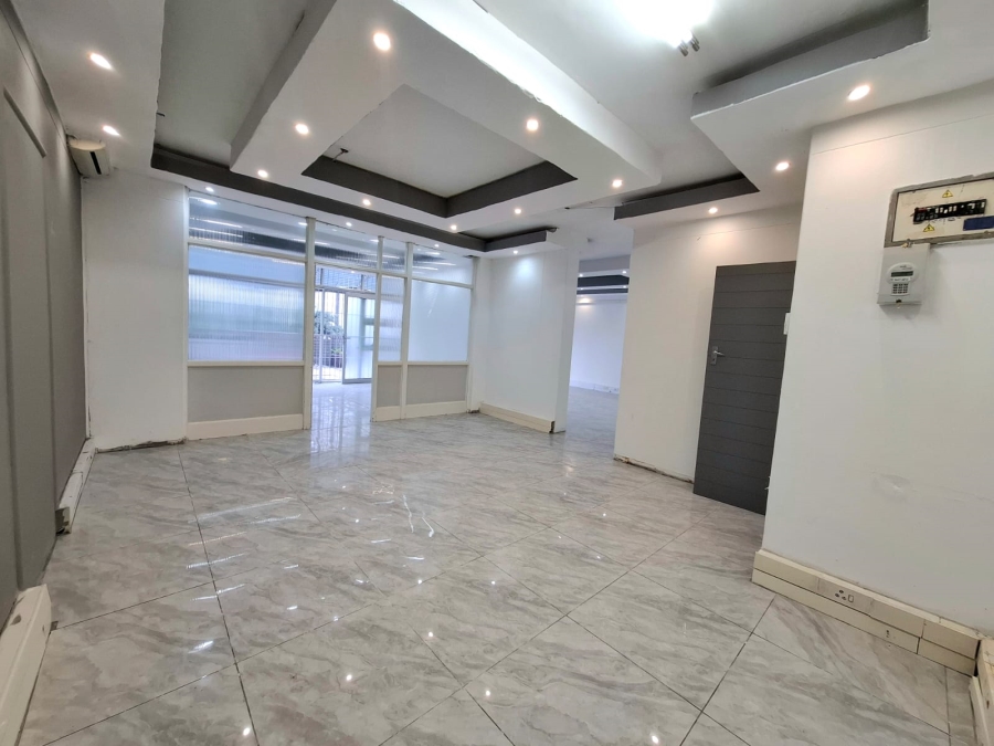 To Let commercial Property for Rent in Oakdale Western Cape